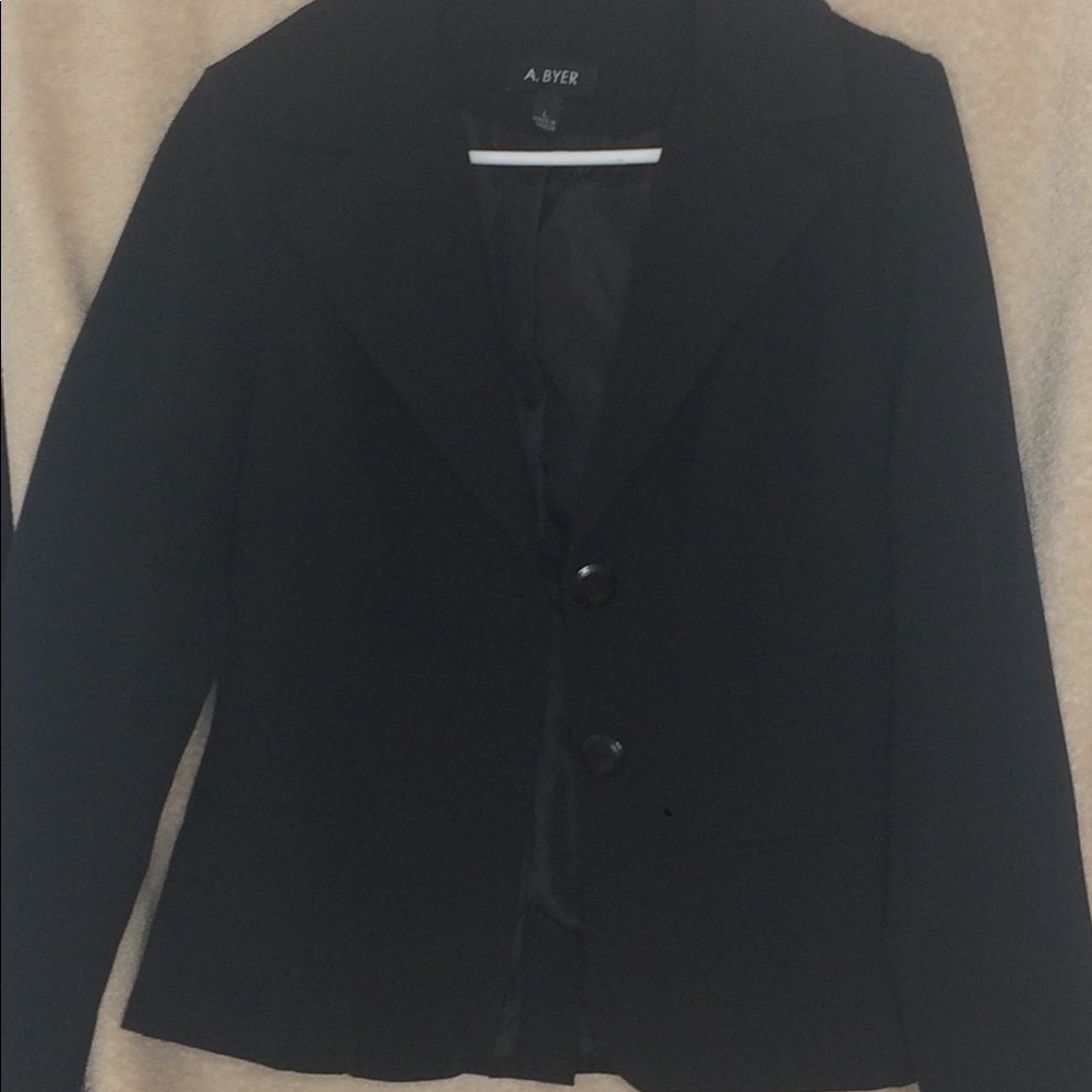 Large woman’s black blazer
